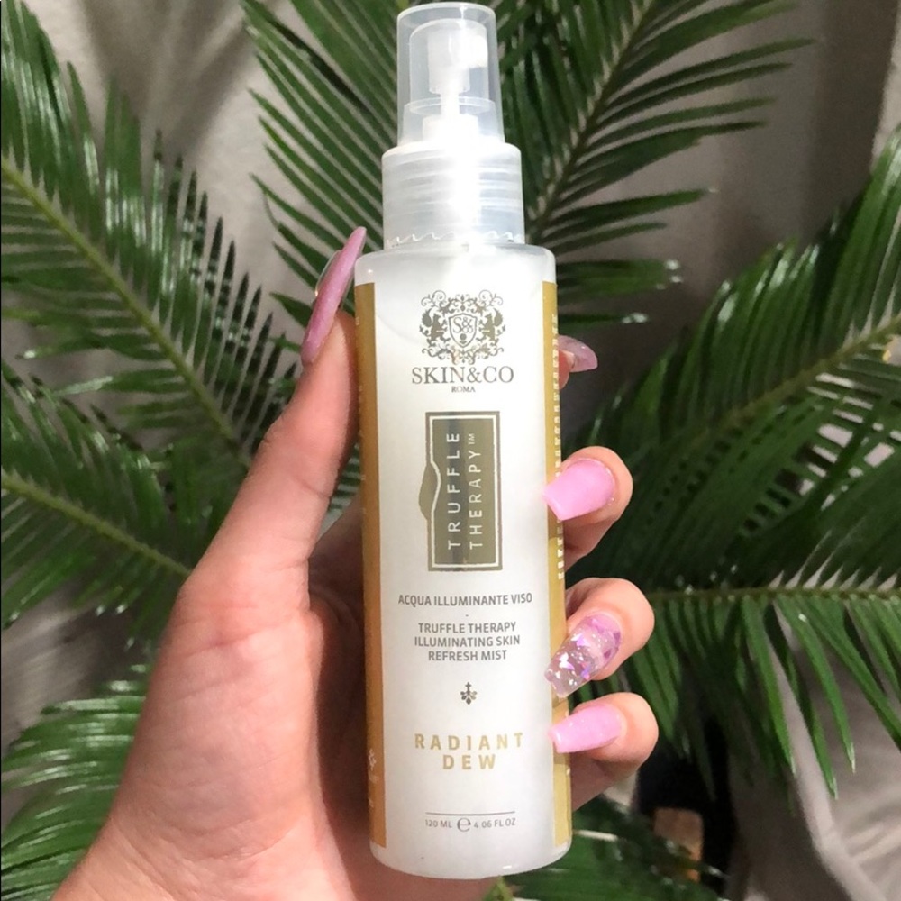 Skin&Co radiant dew truffle therapy face mist NWT